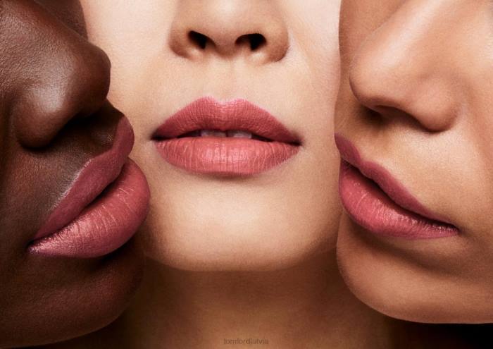 TOM FORD unisex Amalfi roze satīna matētas rozes lūpu krāsa HTNR1686